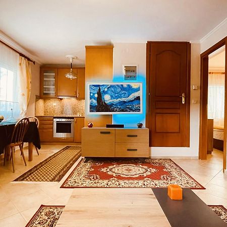 Stefan'S House Apartman Néa Péramos Kültér fotó